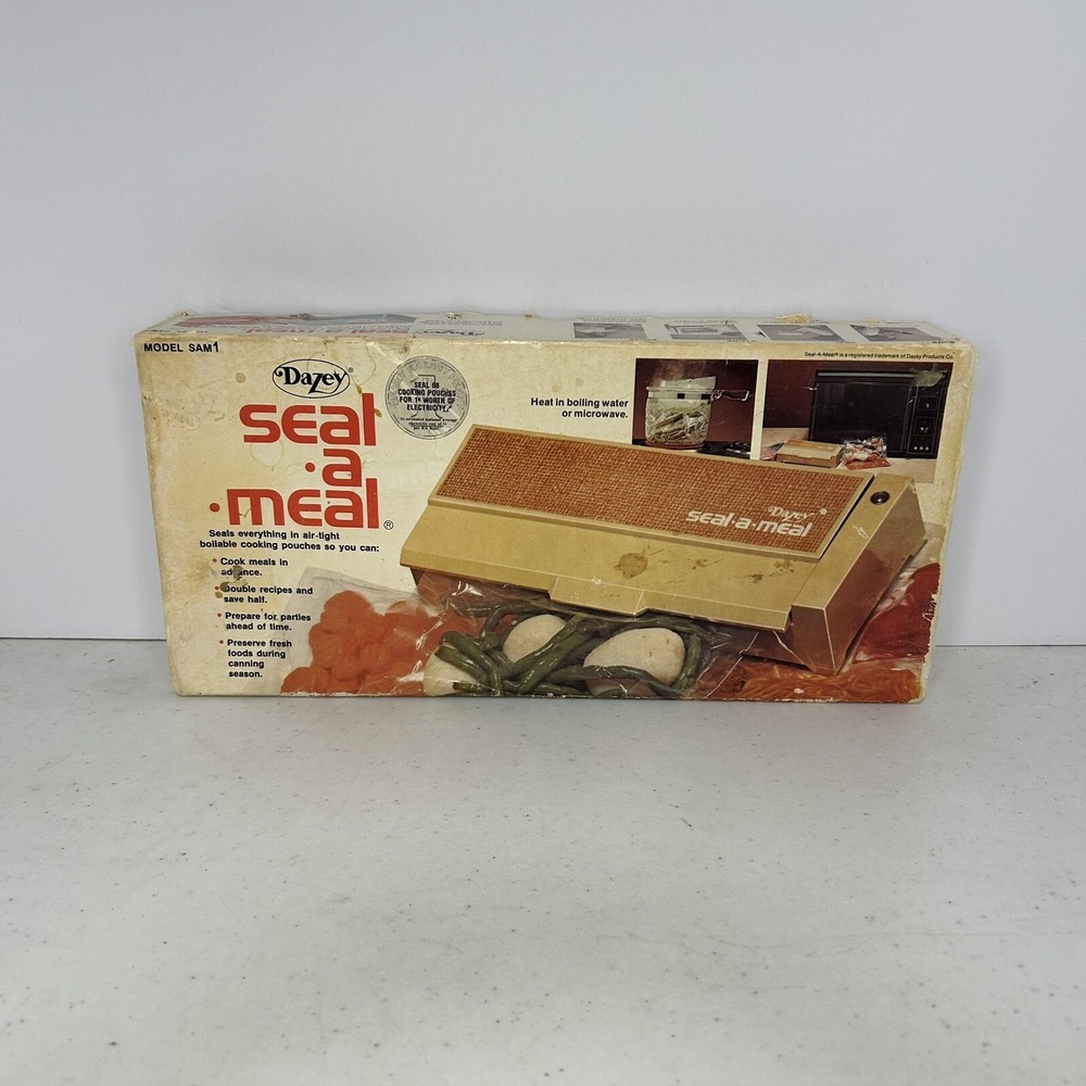 Vintage 1976 Dazey Seal-A-Meal Vacuum Sealer – Works‎ w/ Box, Pouches, Manual